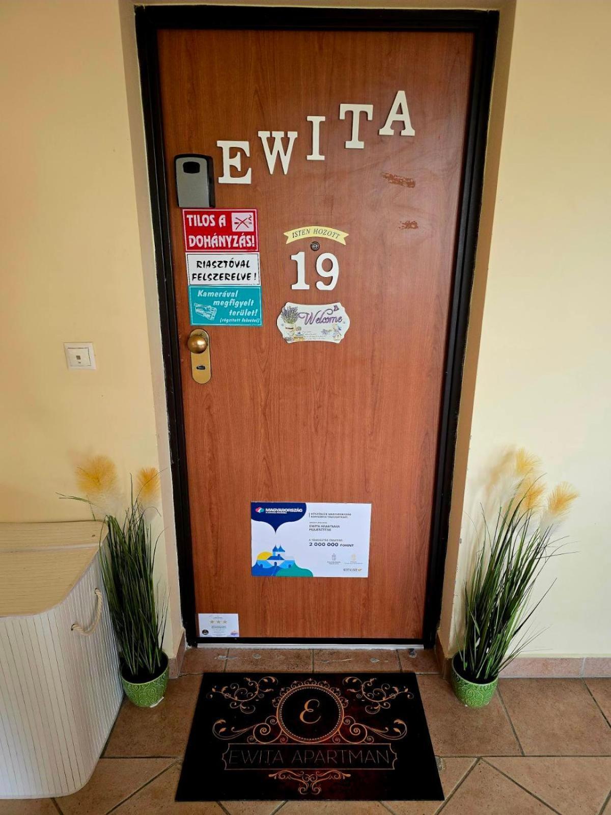 Ewita Apartman Hajdúszoboszló Exterior foto